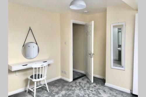 Railway Townhouse, Clifden
