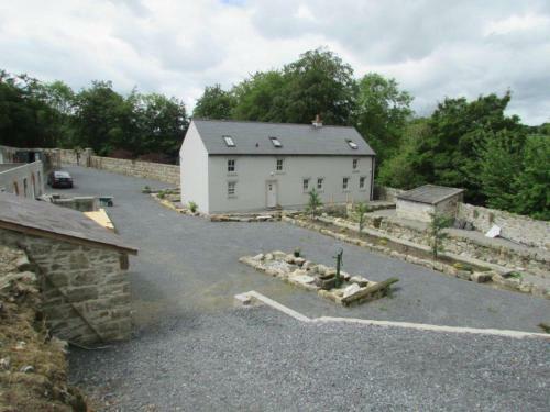 Lovely 3-bed House At Clashganny Mill Borris