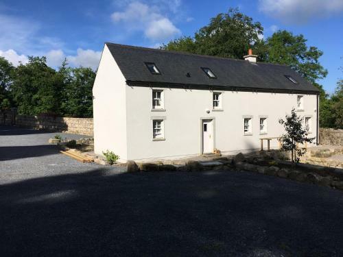 Lovely 3-bed House At Clashganny Mill Borris