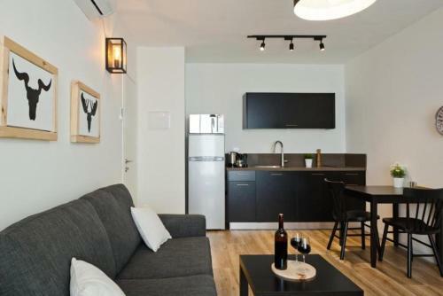 Sun Bay Studio Apartments