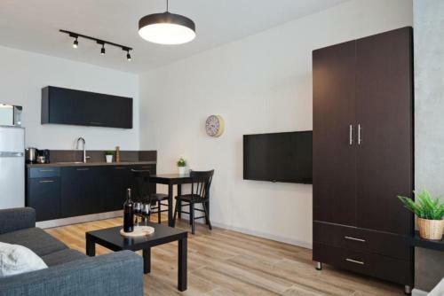 Sun Bay Studio Apartments