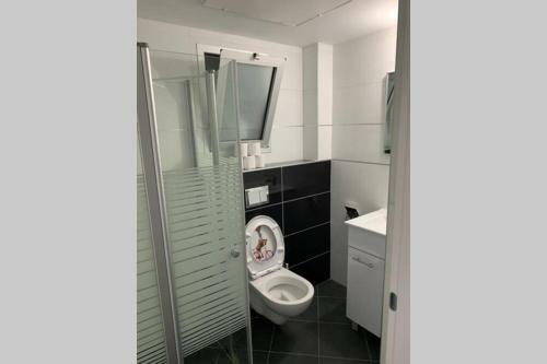 Orel 3 Bed Room Apartment