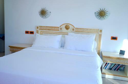 Amdar Residence Apartment - Private Pool, Sea View & Sauna