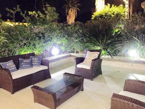 Bed & Breakfast Regency Residence With Pool - Next The Beach