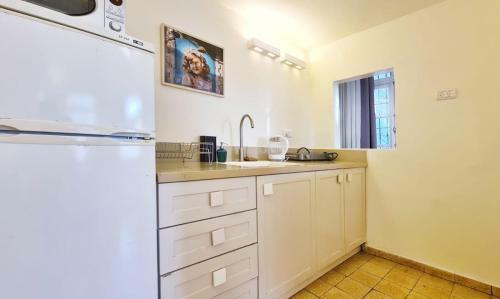 Apartamento Loginn - Pink & Blondie Hotel