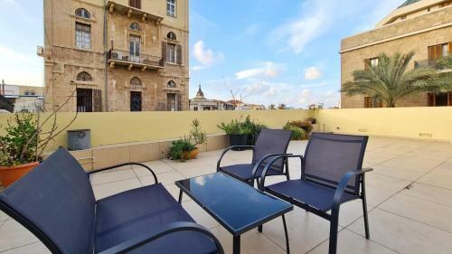 Apartamento Loginn - Pink & Blondie Hotel