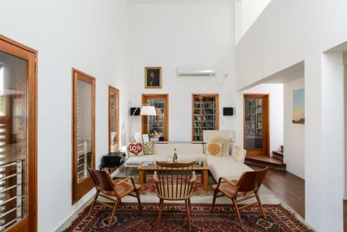46 Ibn Sina - By Beach Apartments Tlv