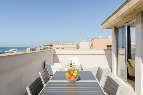 46 Ibn Sina - By Beach Apartments Tlv