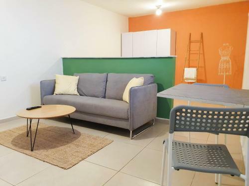 Apartamento Levinsky And Rothschild Studios