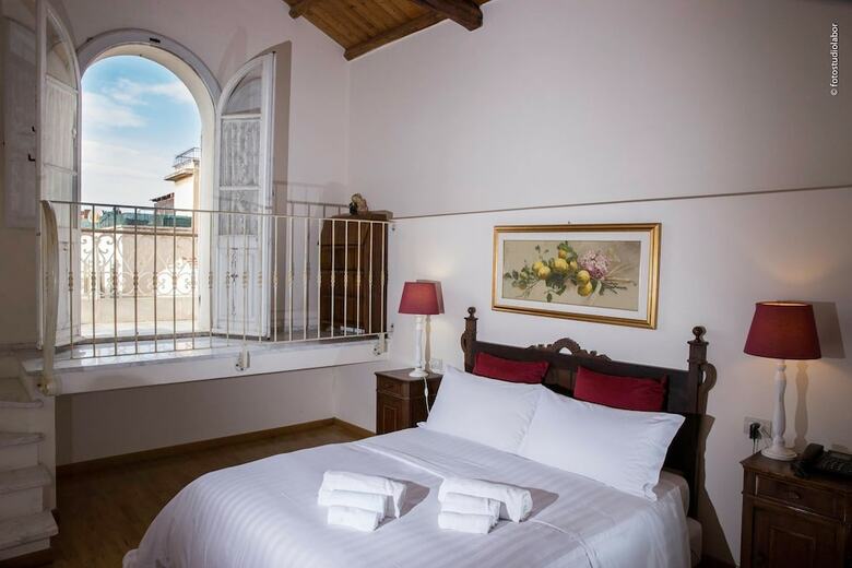 Hostal Corte Cristina