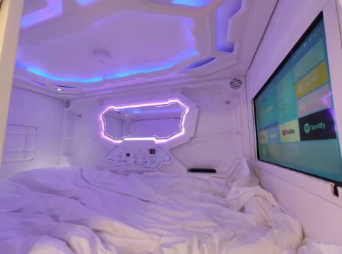 Albergue Capsule Space-x