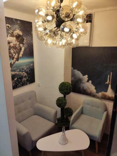 Albergue Capsule Space-x