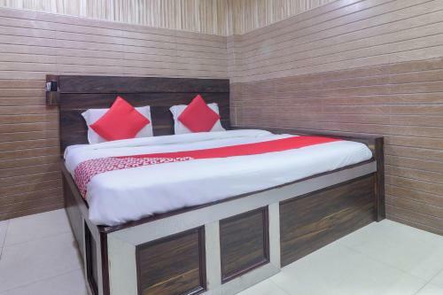 Oyo 67212 Jain Hotels & Isbt Agra