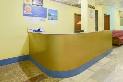 Hotel Oyo 28627 Royal Guest House