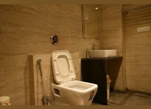 Ash Luxury Hotel With View Of Taj Mahal
