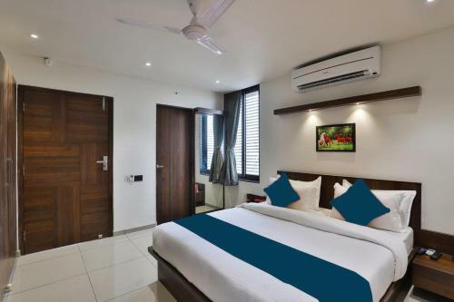 Hotel Sparsh Inn - Chandkheda