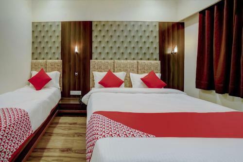 Oyo 67711 Hotel Rj Residency