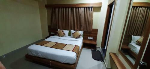 Hotel Maple View