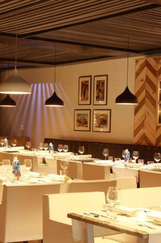 Hotel C-1 Agra