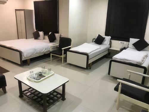 Hotel Mansarovar