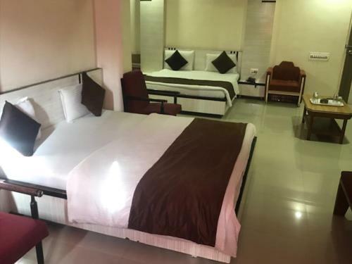Hotel Mansarovar
