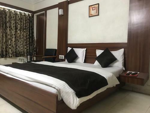 Hotel Mansarovar