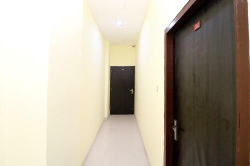 Hotel Oyo 27650 Gian Residency