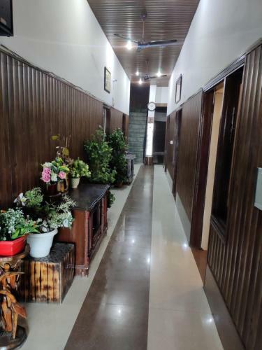 Hotel Golden Woods