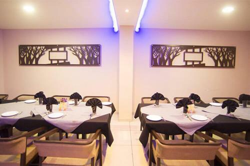 Hotel Pride Biznotel - The Maison Anand