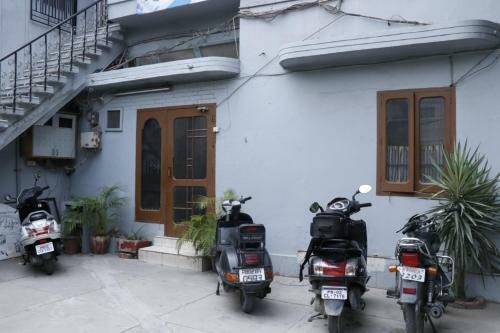 Hostal Vikas Home Stay