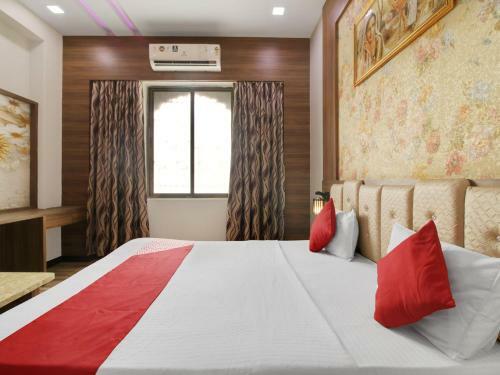 Oyo 72429 New Abhinandan Hotel
