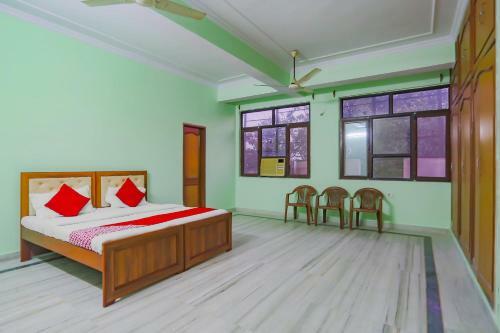 Hotel Oyo 75998 Shivani Banquet Hall