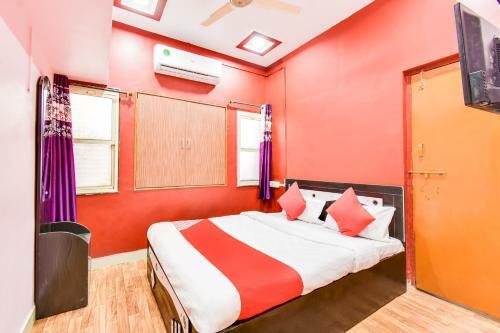 Oyo 65885 Kohinoor Hotel And Lodging