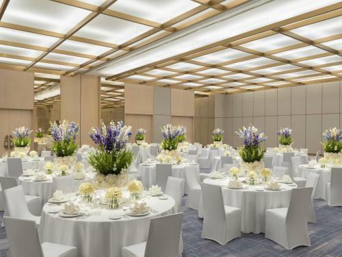 Four Seasons Hotel Bengaluru At Embassy One