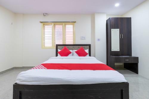 Hotel Oyo 45125 Banashankari Comforts