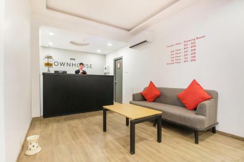 Hotel Oyo Townhouse 180 Jayanagar- Hygiene Ensured
