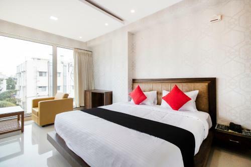 Hotel Capital O75692 Capital O Prince Inn