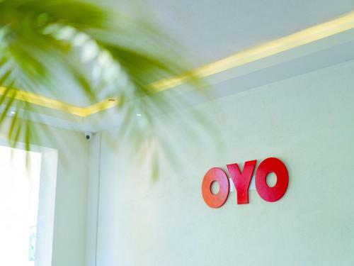 Hotel Oyo 76788 C Square Space