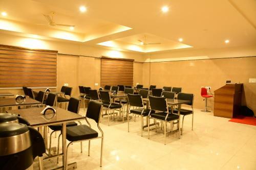 Hotel U T Elite