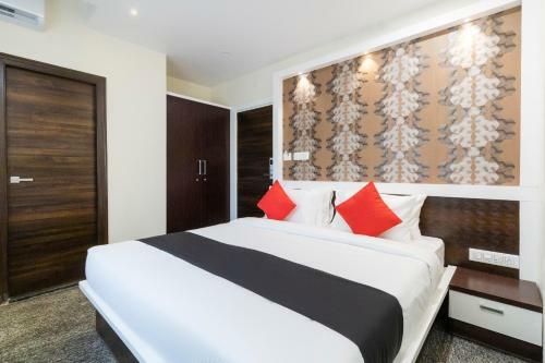 Hotel Capital O 68790 Global Corporate Inn