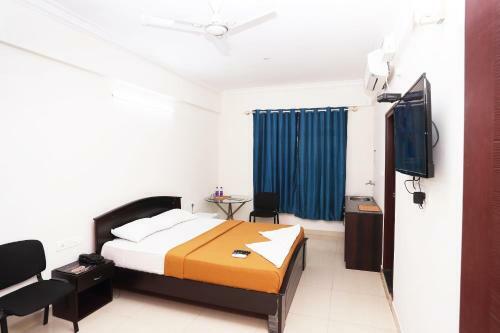 Longmen Hotel