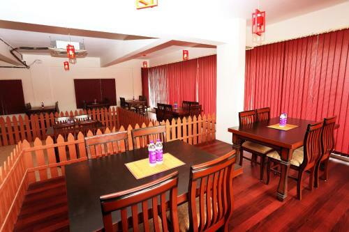 Longmen Hotel