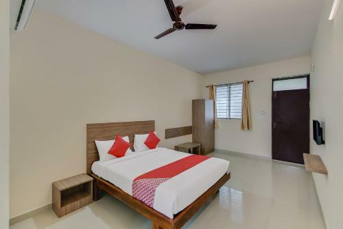 Hotel Oyo 29620 New Champion Residency