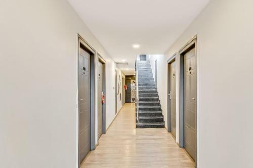 Hotel Capital O 61292 Manyata Royal Sterling
