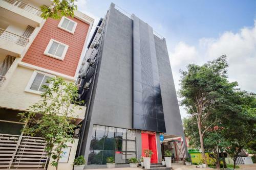 Hotel Capital O 61292 Manyata Royal Sterling