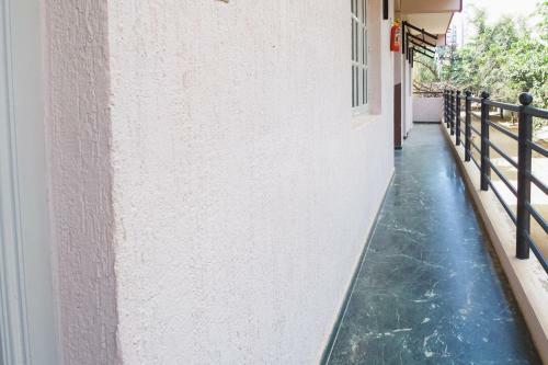 Hotel Oyo 67007 Manyu Inn