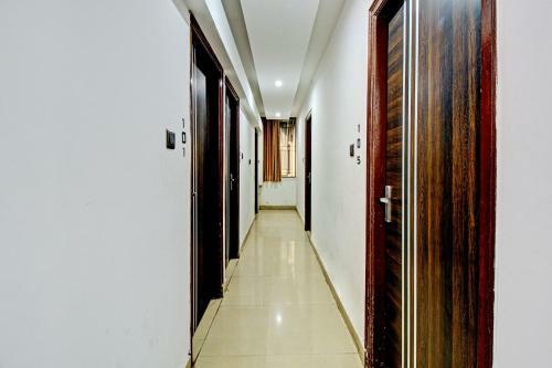 Hotel Capital O Blr2521 Green City Comforts