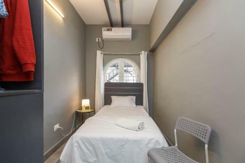 Woke Hostel Indiranagar