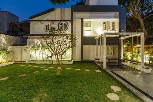 Woke Hostel Indiranagar