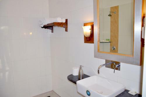 Hotel Sunbird